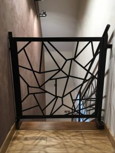 Rampe d&rsquo;escalier avec t&ocirc;le d&eacute;coup&eacute; Lingolsheim 2