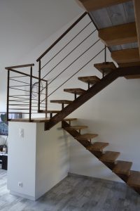 Escalier limon central en &laquo;&nbsp;i&nbsp;&raquo; Guebwiller 0