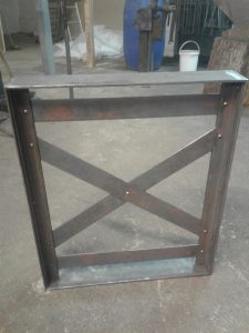 Pieds de table type &laquo;&nbsp;Eiffel&nbsp;&raquo; Bischheim 0