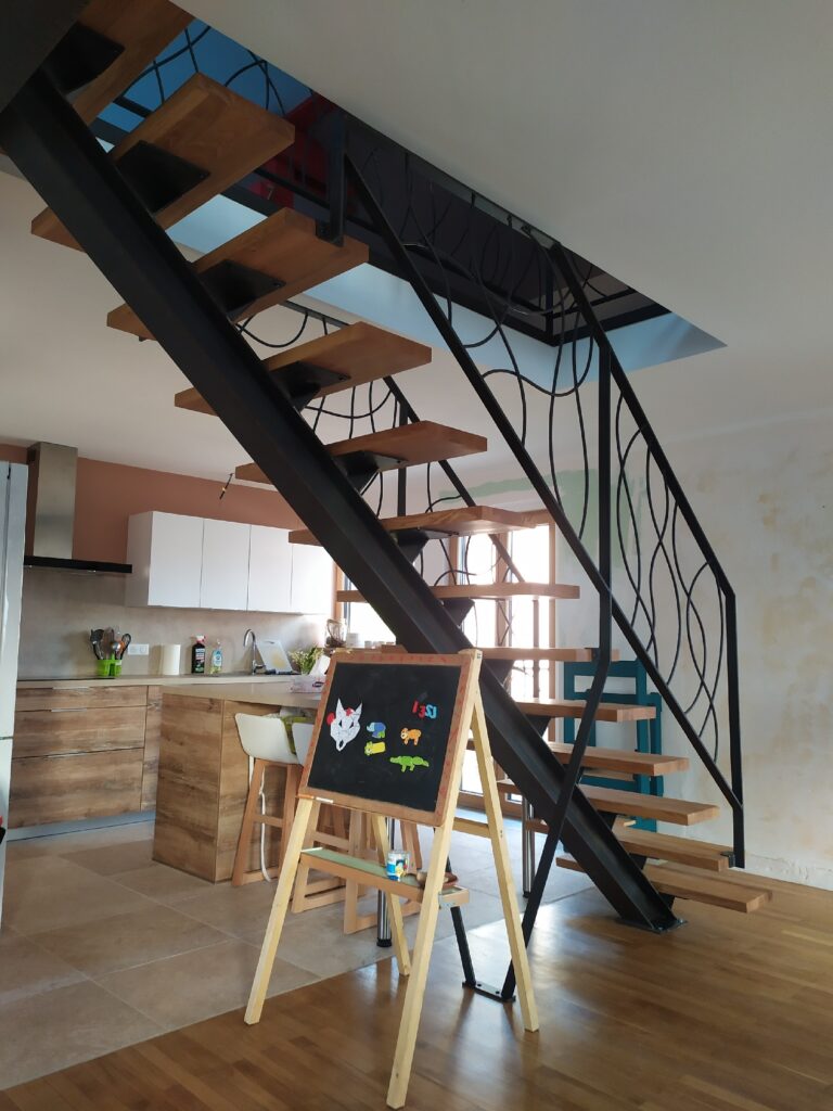 Escalier avec rampes et garde-corps de tr&eacute;mie S&eacute;lestat 3