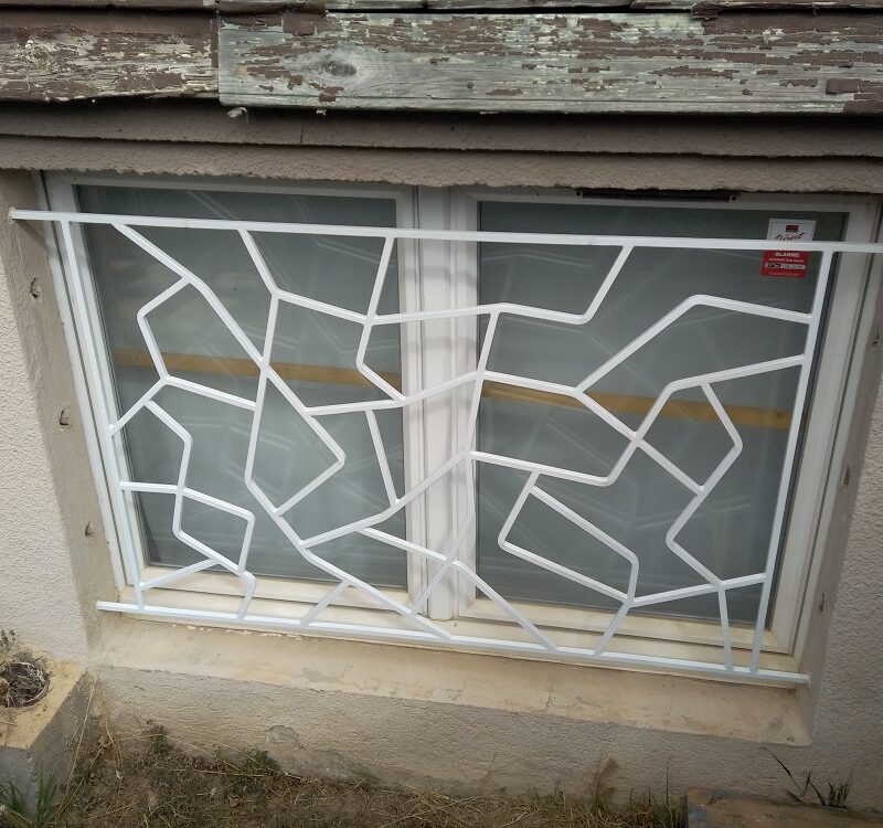 Grille de Fen&ecirc;tre en carr&eacute; de 14mm Bischheim 1