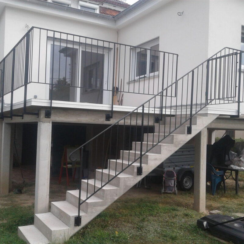 Garde-corps / rampes Saint-Di&eacute;-des-Vosges 1